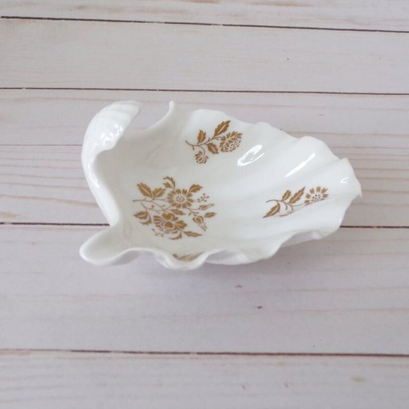 Spode Beaumont Footed Shell Candy/Trinket Dish   2885 - Picture 7 of 9